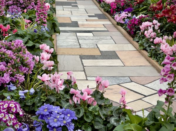 Garden Path Installation in North Ridgeville